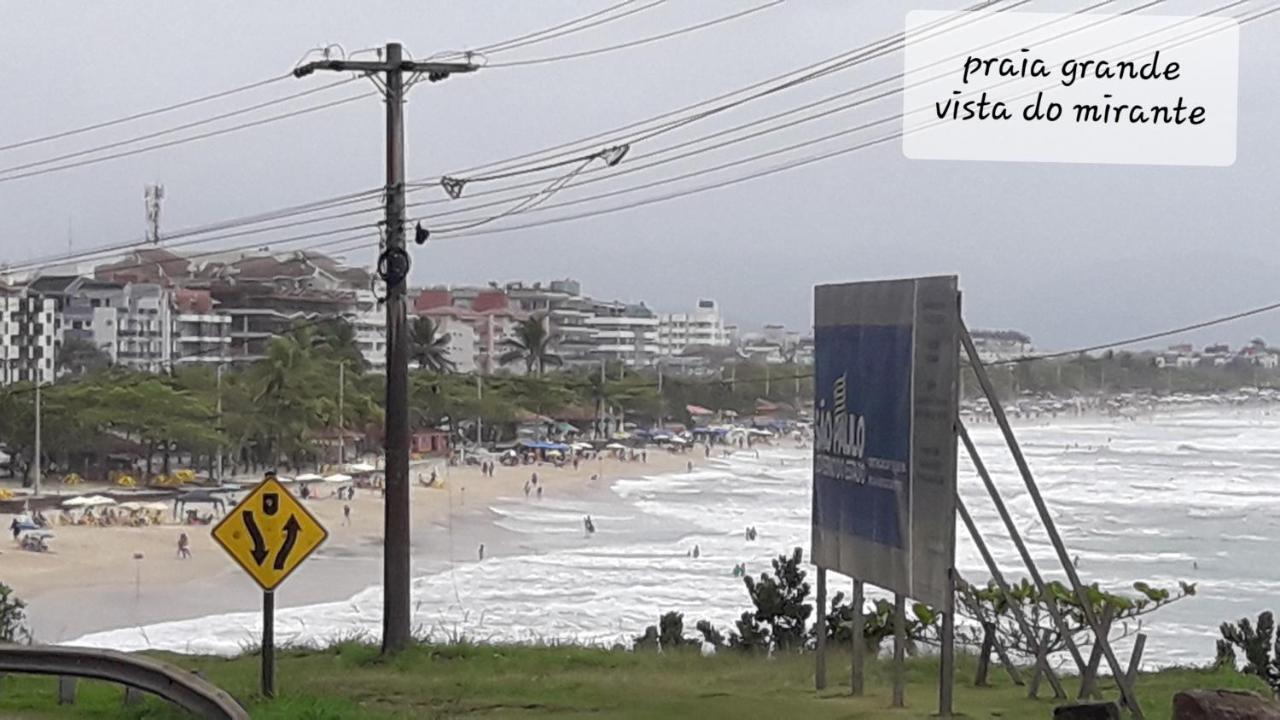 Apto 12-2 Com Churrasqueira - Beira Mar - Sirlei 우바투바 외부 사진